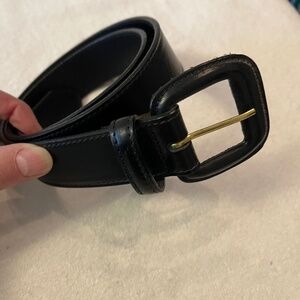 Black leather belt, 1 3/8” wide Hunt Club